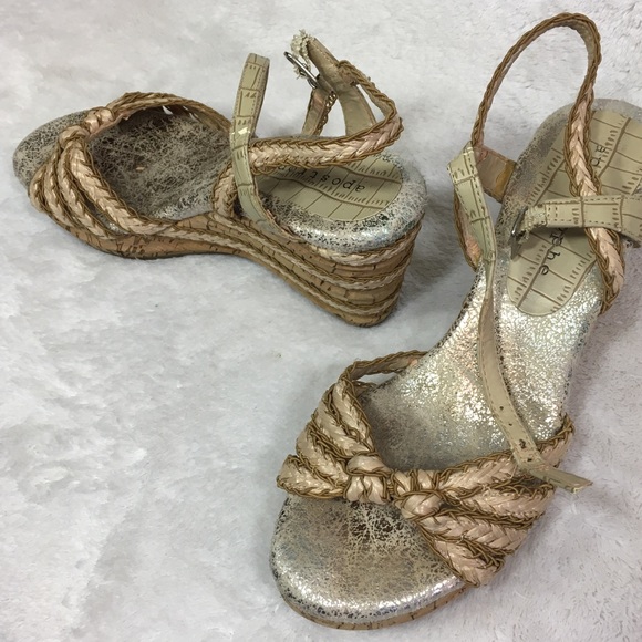 Apostrophe wedges - Size 6 open toe - Picture 3 of 8